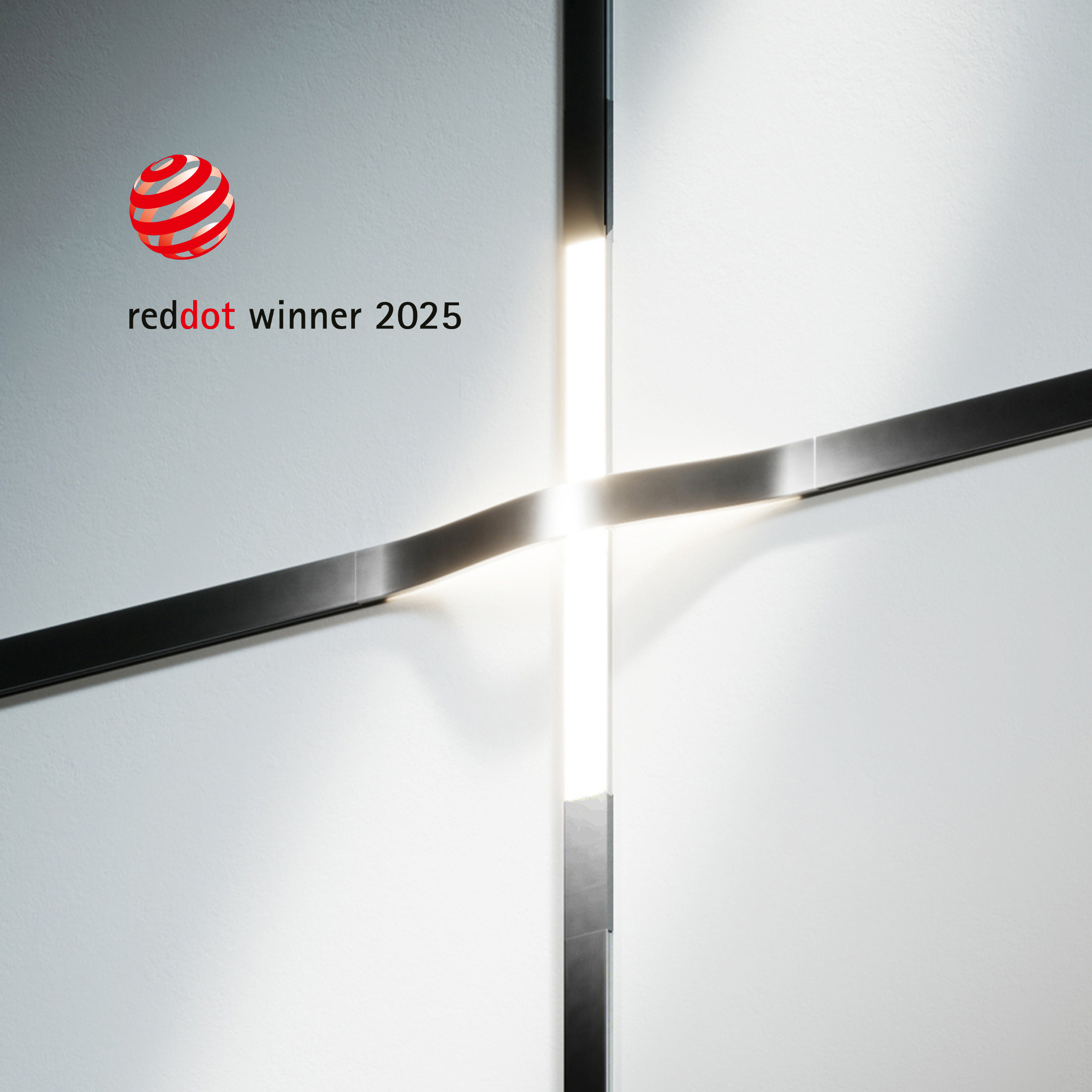 The Multiverse® System Wins 2025 Red Dot Award for Product Design