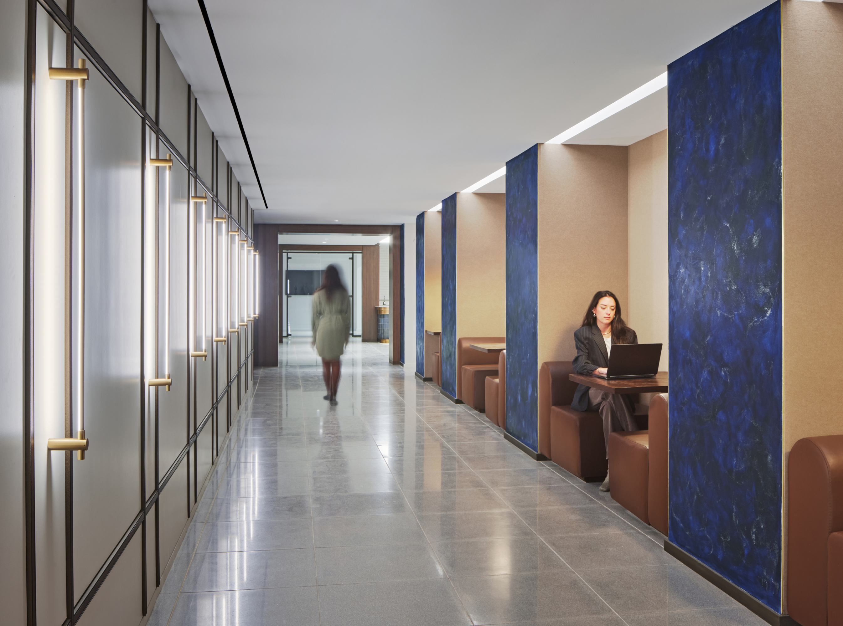 THIN Linear – Surface Mount at 111 Wall Street